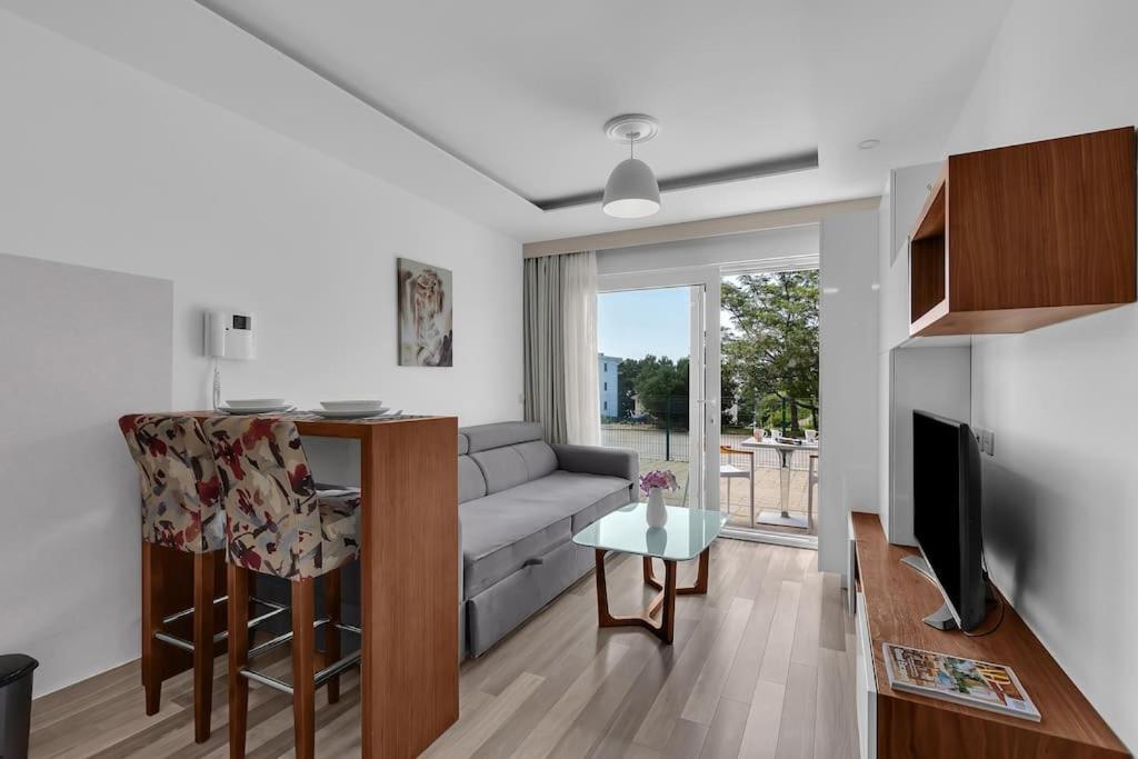 Brotis - Studioapartment - Makarska Exklusiv プロマイナ エクステリア 写真
